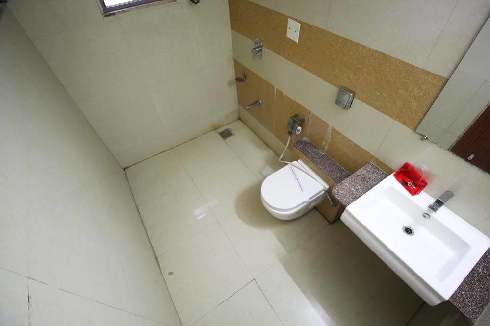 Oyo 1127 Hotel Metro Inn Hotel Ahmedabad