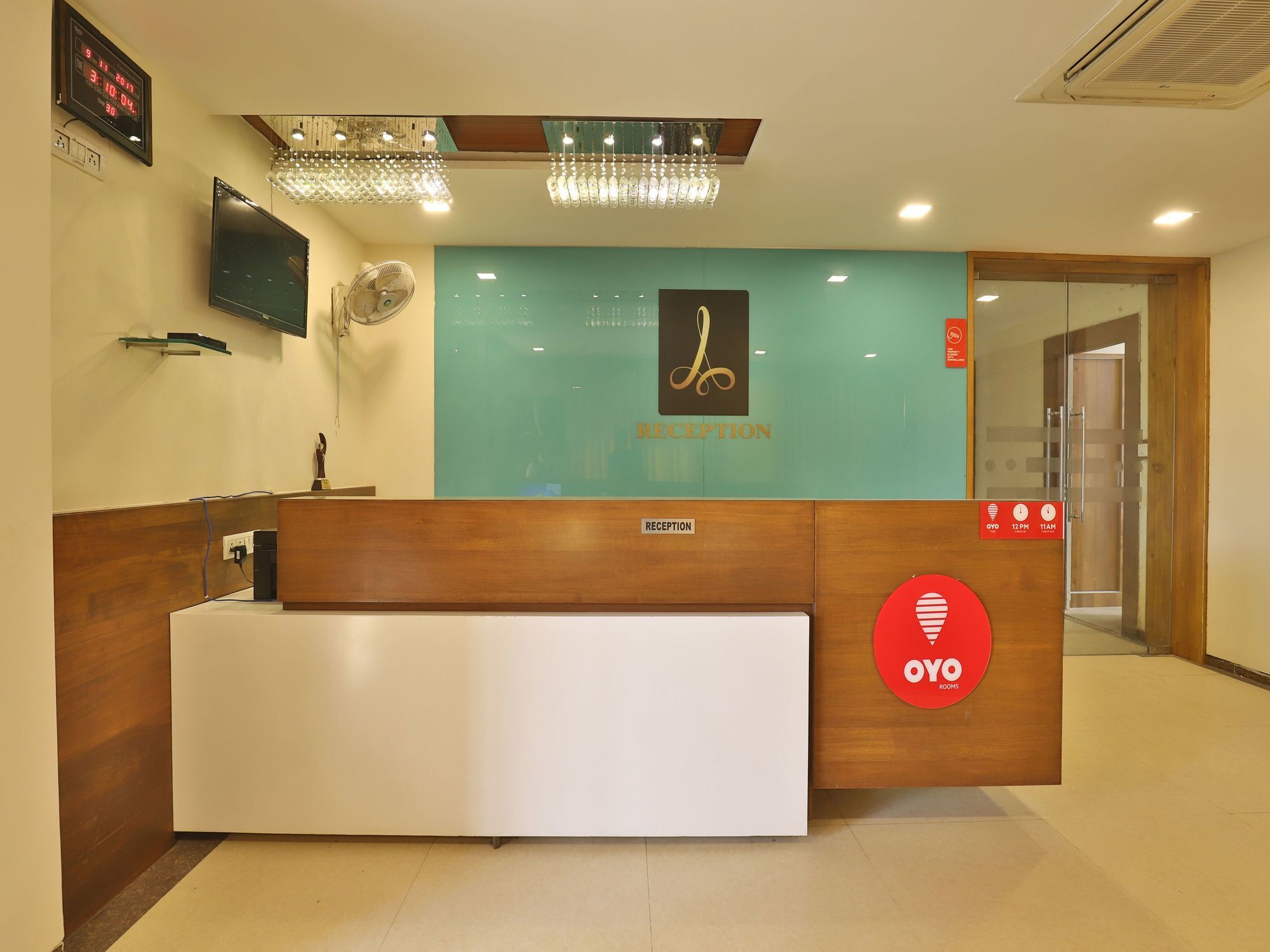 Oyo 1127 Hotel Metro Inn Hotel Ahmedabad