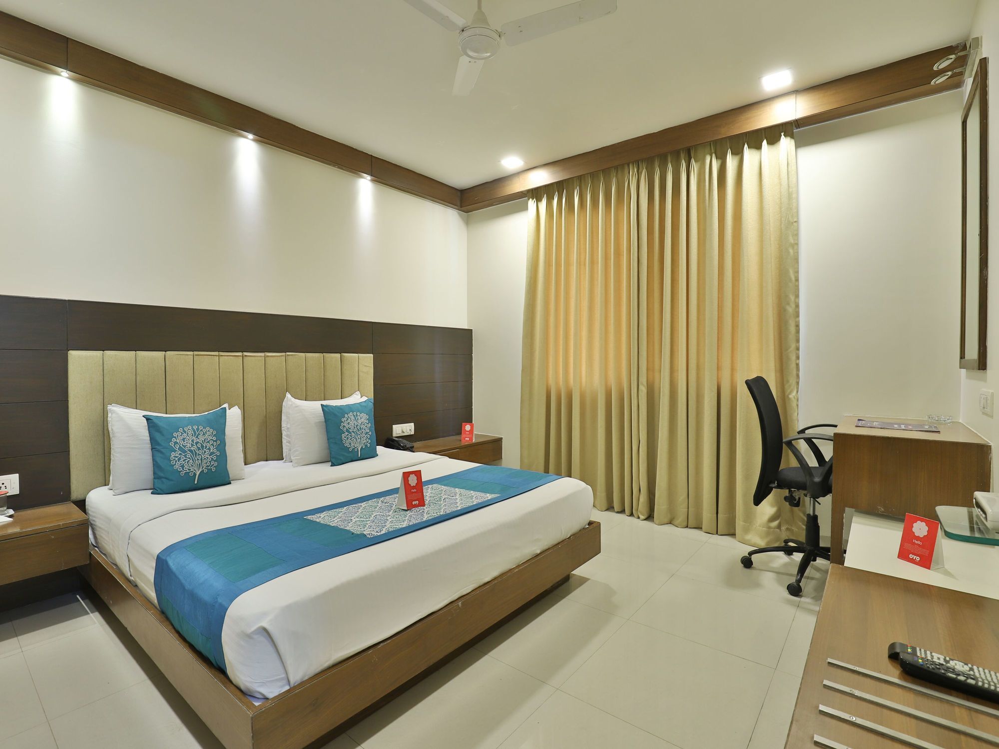 Oyo 1127 Hotel Metro Inn Hotel Ahmedabad