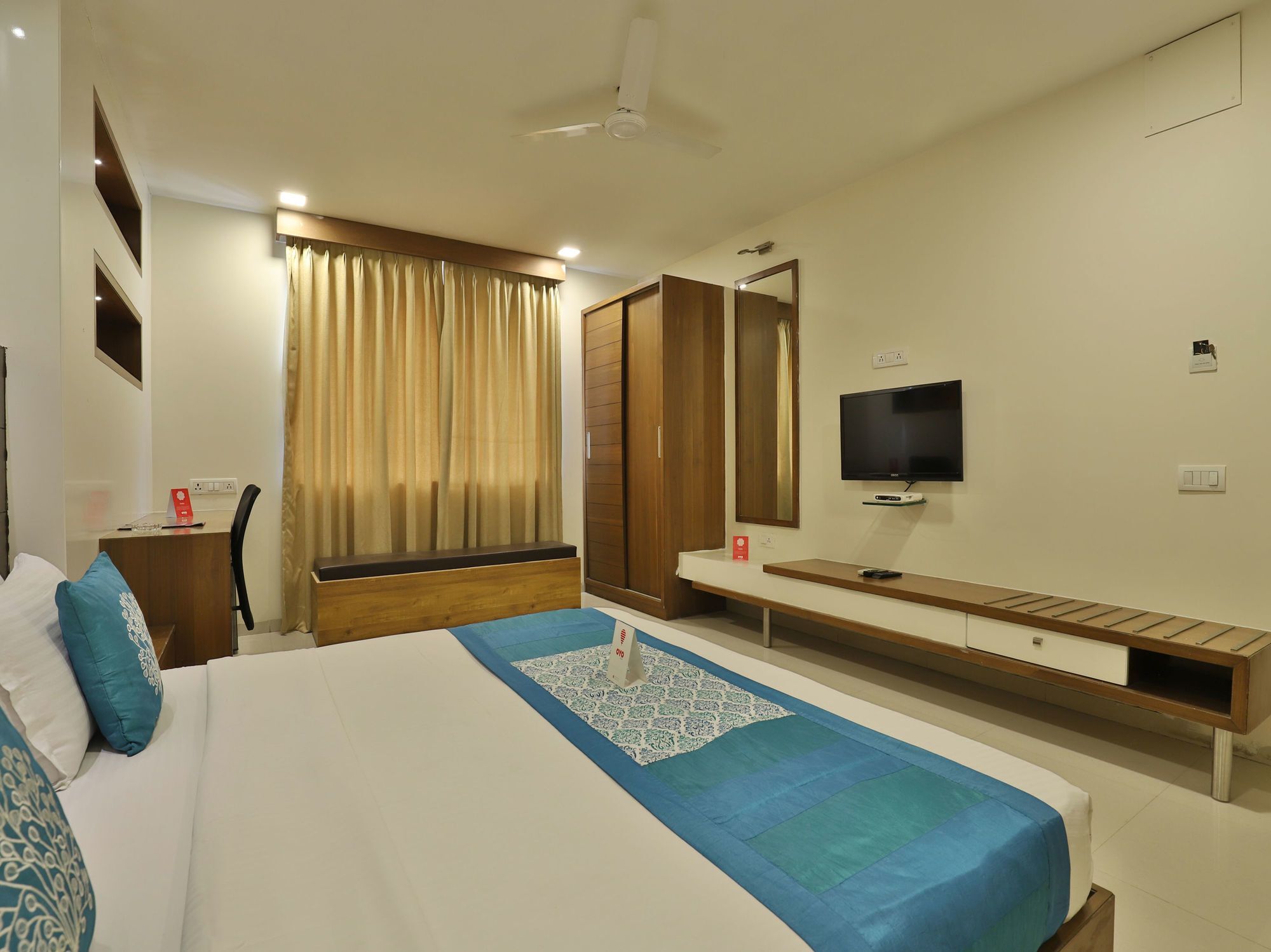 Oyo 1127 Hotel Metro Inn 3* Ahmedabad