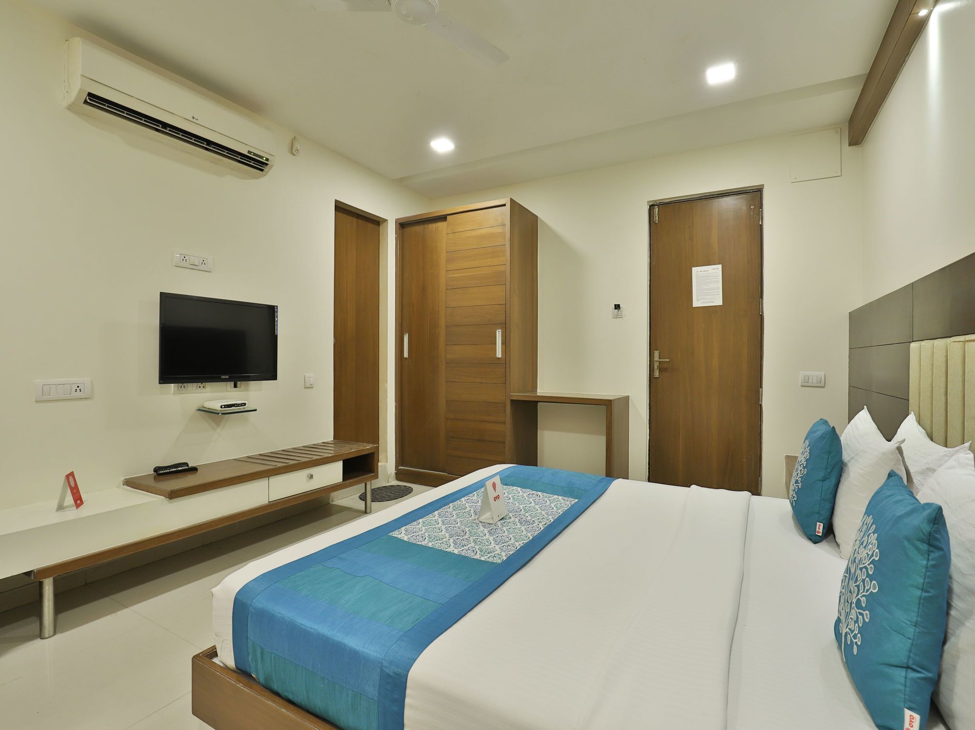 Oyo 1127 Hotel Metro Inn Hotel