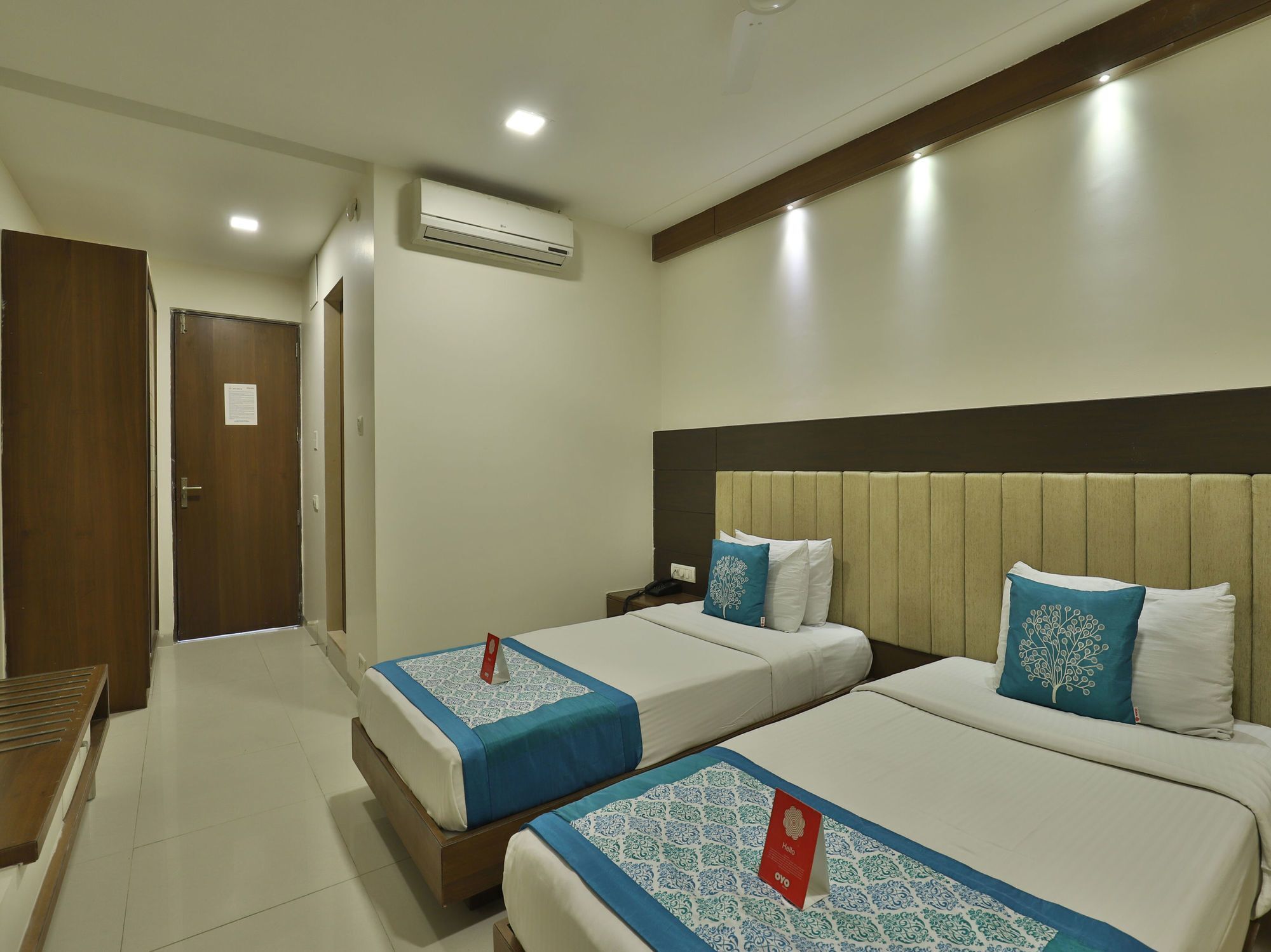 Oyo 1127 Hotel Metro Inn Hotel Ahmedabad